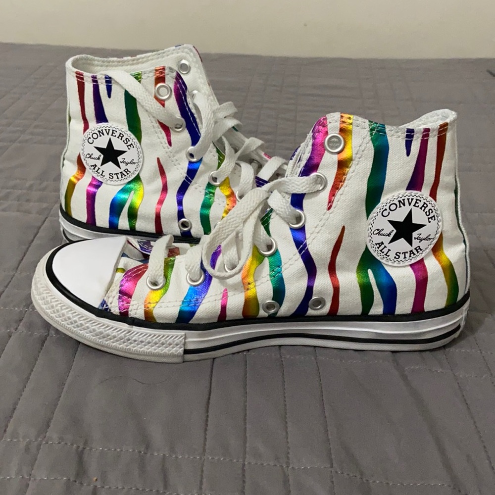 Converse Junior size 2